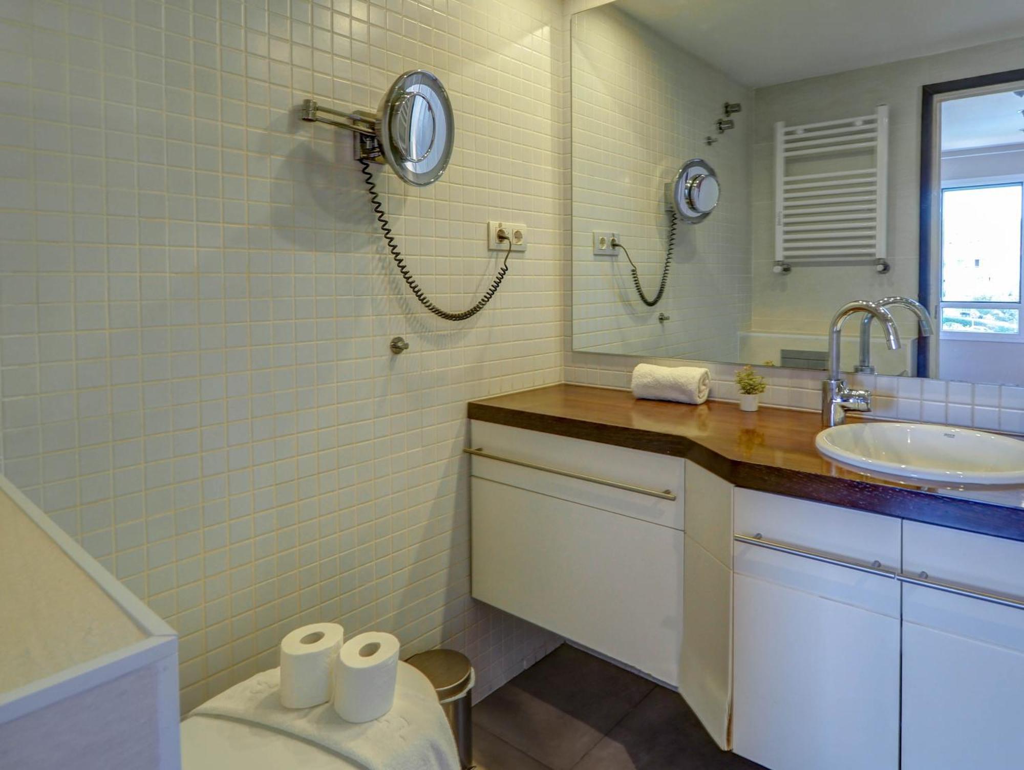 Balmins Surf By Hello Homes Sitges Luaran gambar